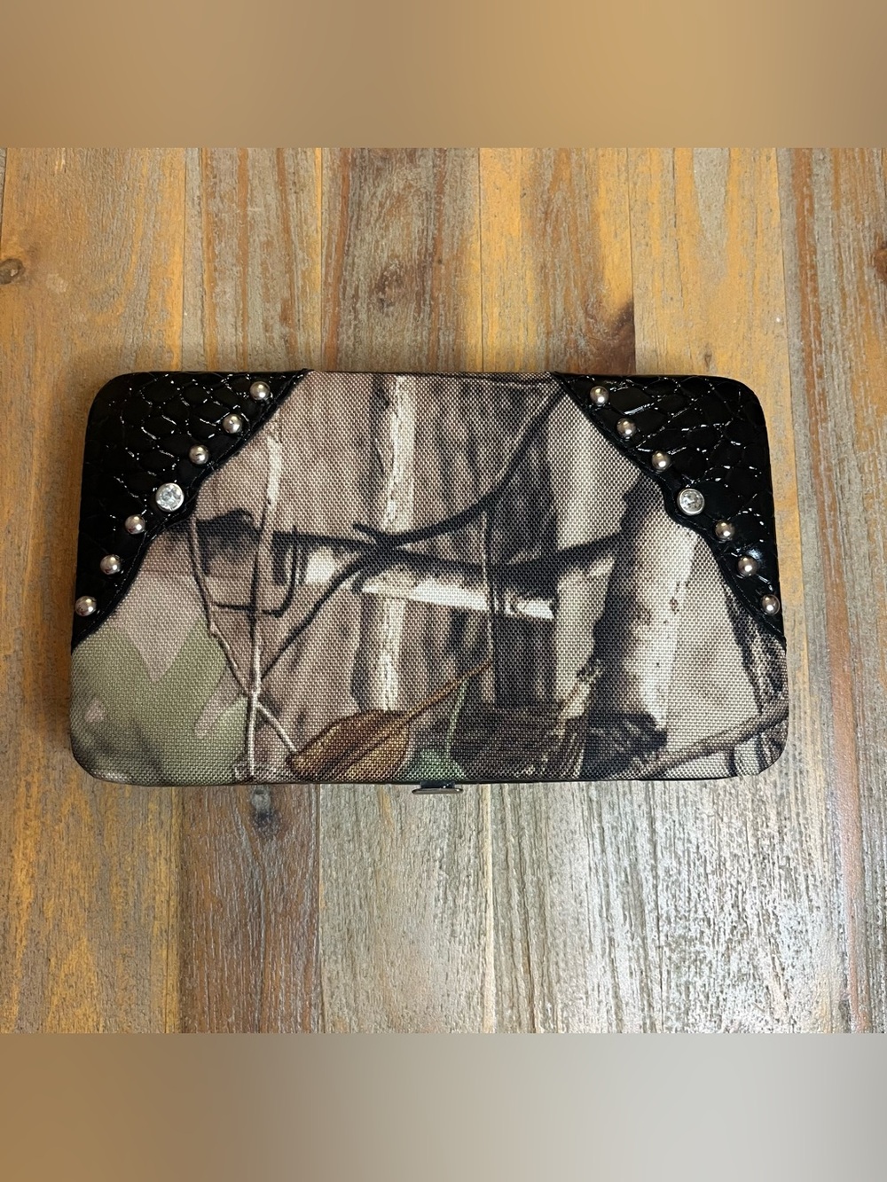 Y2K camo studded wallet - Picture 1 of 5